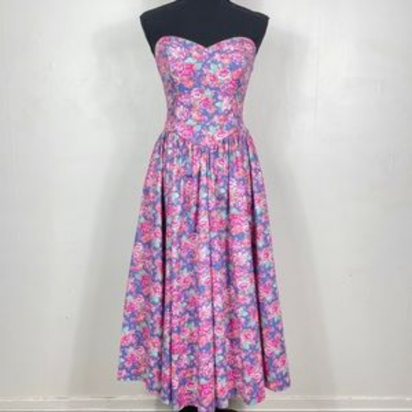 Laura Ashley Dresses & Skirts - Laura Ashley, Vintage, Strapless Dress, Like New Condition, *Size Small 2-4*